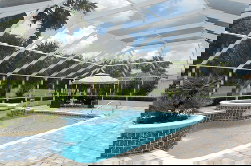 Foto 6 - Sunset Hideaway Villa Louise 3 Bedroom Home by RedAwning