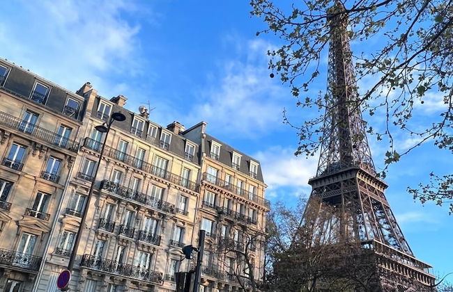 Eiffel Edge Escape (30 mètres de la Tour Eiffel) - Foto 1