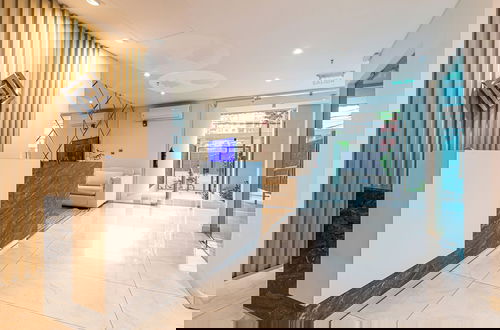 Photo 2 - Agora Villamorra