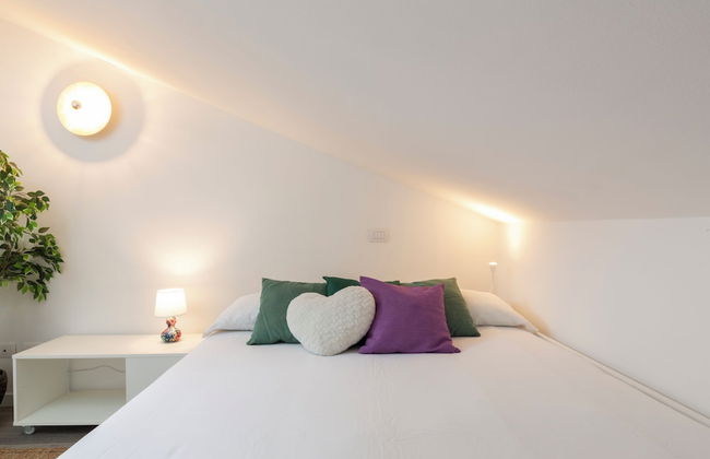 notaMi - Bright Attic M4 - 2 Bedrooms - Photo 6
