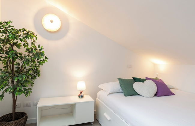 notaMi - Bright Attic M4 - 2 Bedrooms - Photo 5