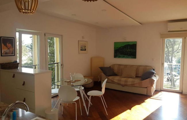 Relaxing Tivat Stay With Balcony & Free Parking - Foto 15