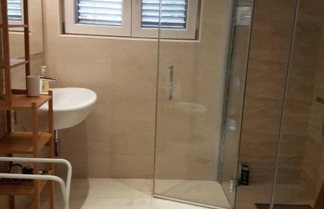 Relaxing Tivat Stay With Balcony & Free Parking - Foto 20
