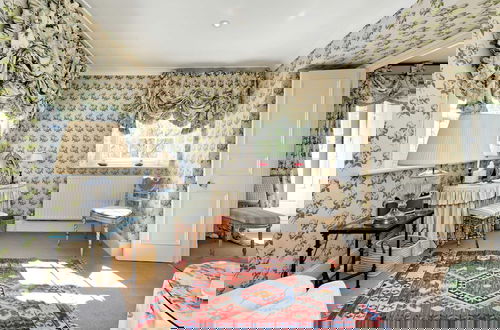 Foto 13 - Beautiful & Spacious, 2 Bed in South Kensington