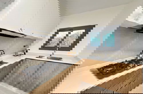 Foto 2 - Gorgeous new Beach Apartment