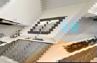 Foto 2 - Gorgeous new Beach Apartment