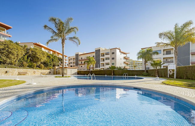 Lagos Central 1 With Pool by Homing - Photo 20