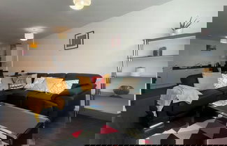 Foto 1 - Central 2-bed Apt - Sleeps 4 - Parking & Wifi
