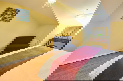 Photo 13 - Host Stay Abigail s Apartment