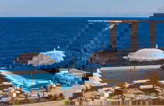 Foto 2 - Evilia Beach Villa With Private Pool