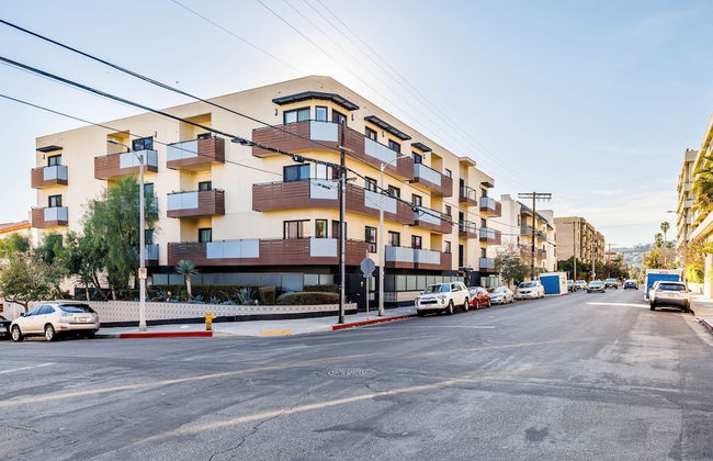 2BR Fully Furnished Apartment on Hawthorn Ave Hollywood - Foto 22