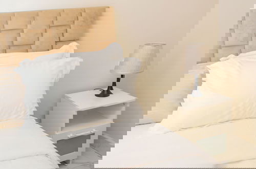 Foto 54 - unreal homes