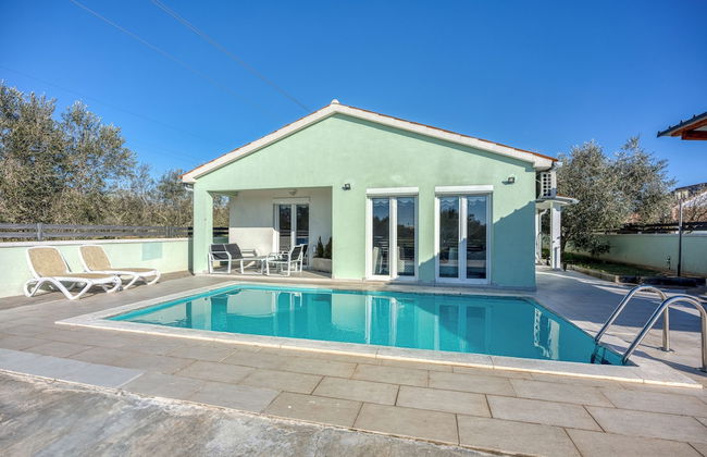 Holiday Home With Pool - Foto 35