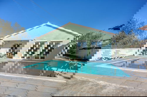 Foto 25 - Holiday Home With Pool