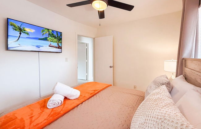 Waterfront Florida Vibes and Views - King Bed - Photo 6