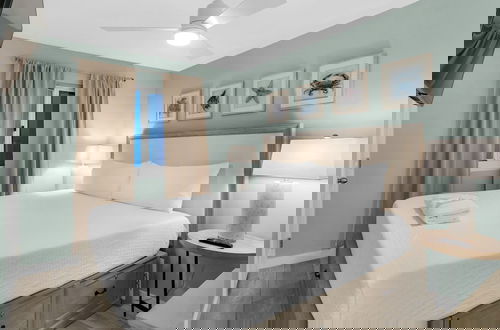 Foto 3 - Sand Cliffs 108: Steps to Beach & Pool Access!
