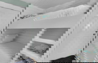 Foto 2 - Sand Cliffs 108: Steps to Beach & Pool Access!