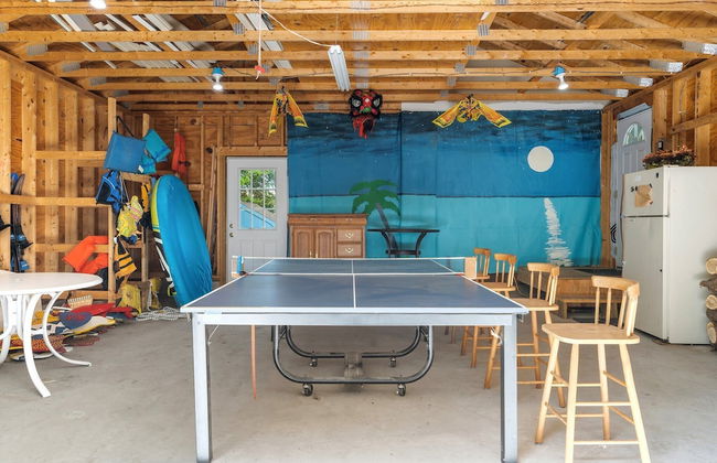 Waterfront w/ Kayak's, Sup's and Ping Pong Table! - Foto 25