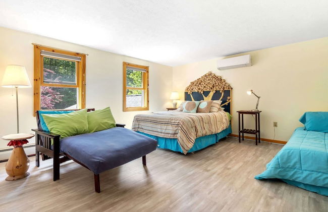 Waterfront w/ Kayak's, Sup's and Ping Pong Table! - Foto 3