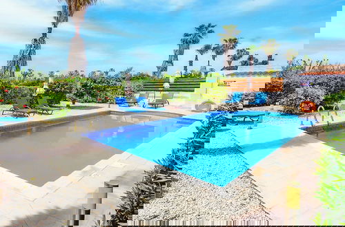 Photo 11 - Villa Ambrosia
