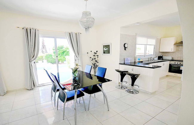 Villa Ambrosia - Photo 4