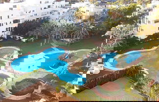 Photo 1 - Pleasant Apartment With Shared Pool