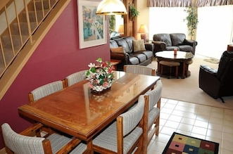 Foto 13 - Seven Springs Stoneridge 3 Bedroom + Loft Standard Condo - sleeps 8, private deck! by RedAwning - Save 10% on 3 Nights, 15% on 5 Nights!