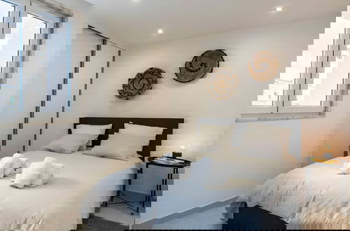 Foto 4 - Santa Eul lia 2-bedroom Apartment w Swimming Pool