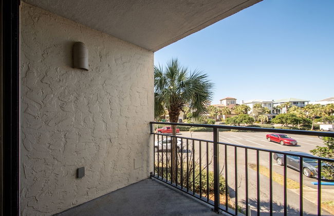 Enclave 202a 2 Bedroom Condo by RedAwning - Foto 16