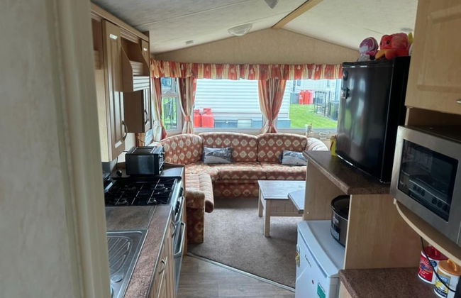 Static Caravan Skegness Free Parking Close Beach - Photo 5