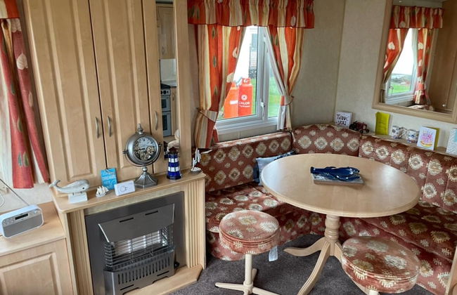 Static Caravan Skegness Free Parking Close Beach - Photo 13