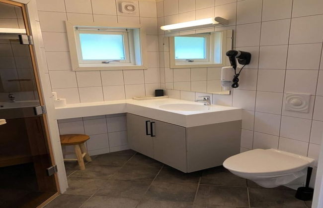 Holiday Home in Kinsarvik With sea View - Photo 2