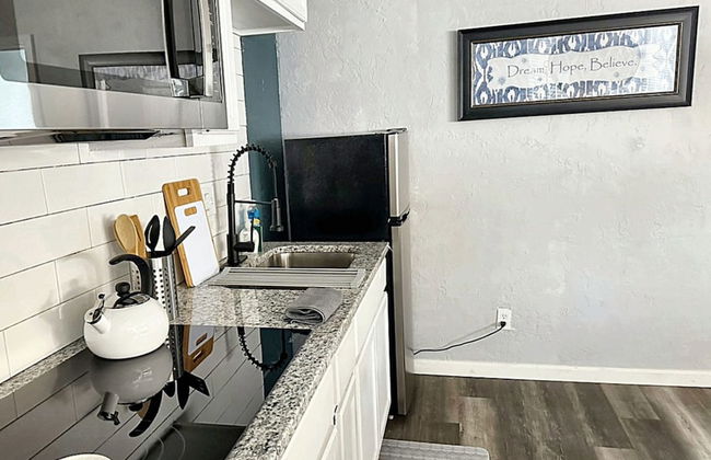 Budget Friendly Studio With Wifi Smart TV 32C - Foto 9