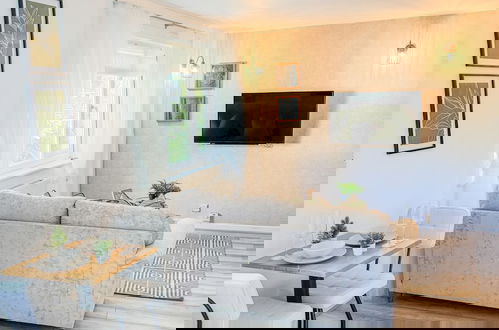 Photo 5 - Manchester Luxury Studio Apartment