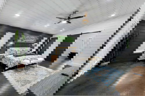 Foto 3 - Whispering Retreat Sleeps 4