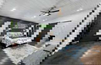 Foto 3 - Whispering Retreat Sleeps 4