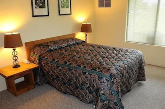 Photo 2 - Seven Springs 1 BR+Loft Condo, Pet Friendly! by RedAwning - Save 10% on 3 Nights, 15% on 5 Nights!