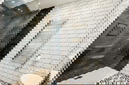 Photo 3 - The Courtyard Apartments - Sage