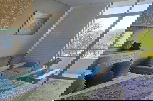 Photo 1 - Studio Resort Apartment - Sleeps 2 - Beachside
