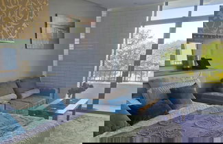 Photo 1 - Studio Resort Apartment - Sleeps 2 - Beachside