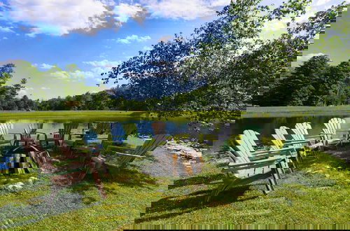 Foto 58 - Secluded Estate w/ Guest House, Private Pond, Gym, & Movie Theater Sunny Pond