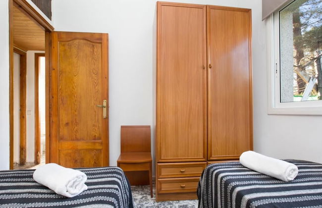 Alonso in Vidreres With 4 Bedrooms and 1 Bathrooms - Foto 13