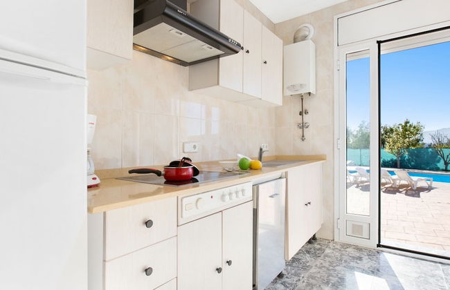Alonso in Vidreres With 4 Bedrooms and 1 Bathrooms - Foto 9