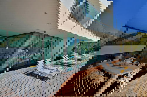 Foto 30 - Modern Holiday Home With Vast Terracing