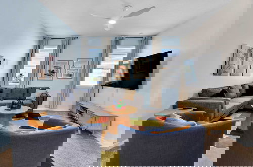 Foto 21 - Sleeps 20! 9bdr, Star Wars-themed Game Room, Pool, Hot Tub Nassau by Avantstay