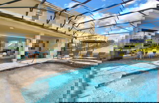 Foto 1 - Sleeps 20! 9bdr, Star Wars-themed Game Room, Pool, Hot Tub Nassau by Avantstay