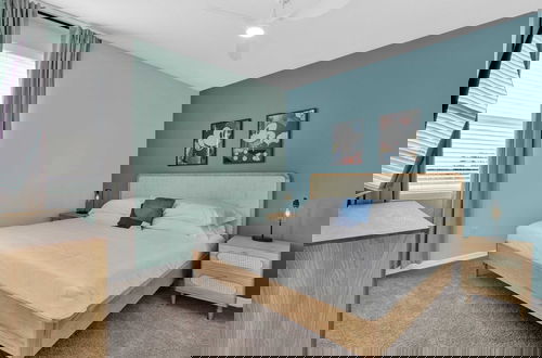 Foto 60 - Sleeps 20! 9bdr, Star Wars-themed Game Room, Pool, Hot Tub Nassau by Avantstay