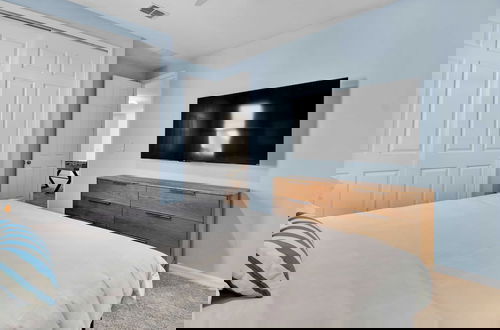 Foto 47 - Sleeps 20! 9bdr, Star Wars-themed Game Room, Pool, Hot Tub Nassau by Avantstay