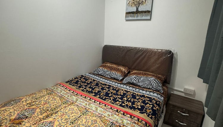 Photo 1 - Family Double Partition Room in Bur Dubai