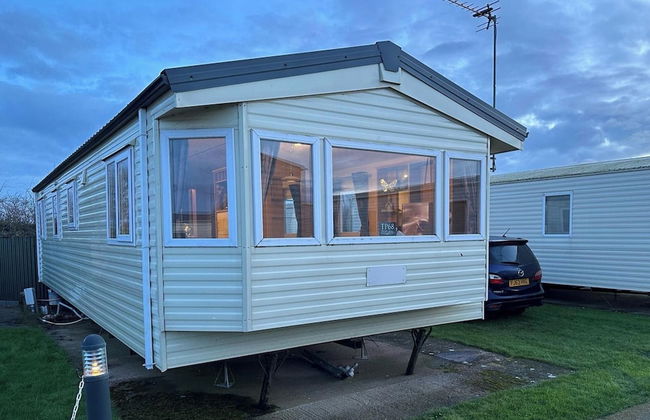 3 Bedroom Caravan - Sleeps 6, Pool & Garden - Foto 1